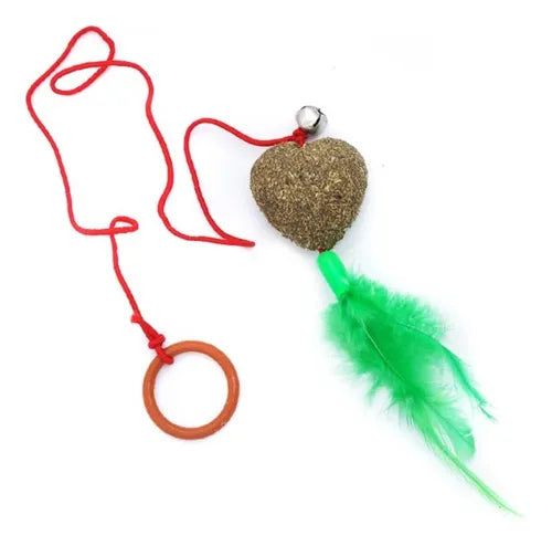 Juguete corazón con pluma y cuerda (4,2x4,2x1,6cm)